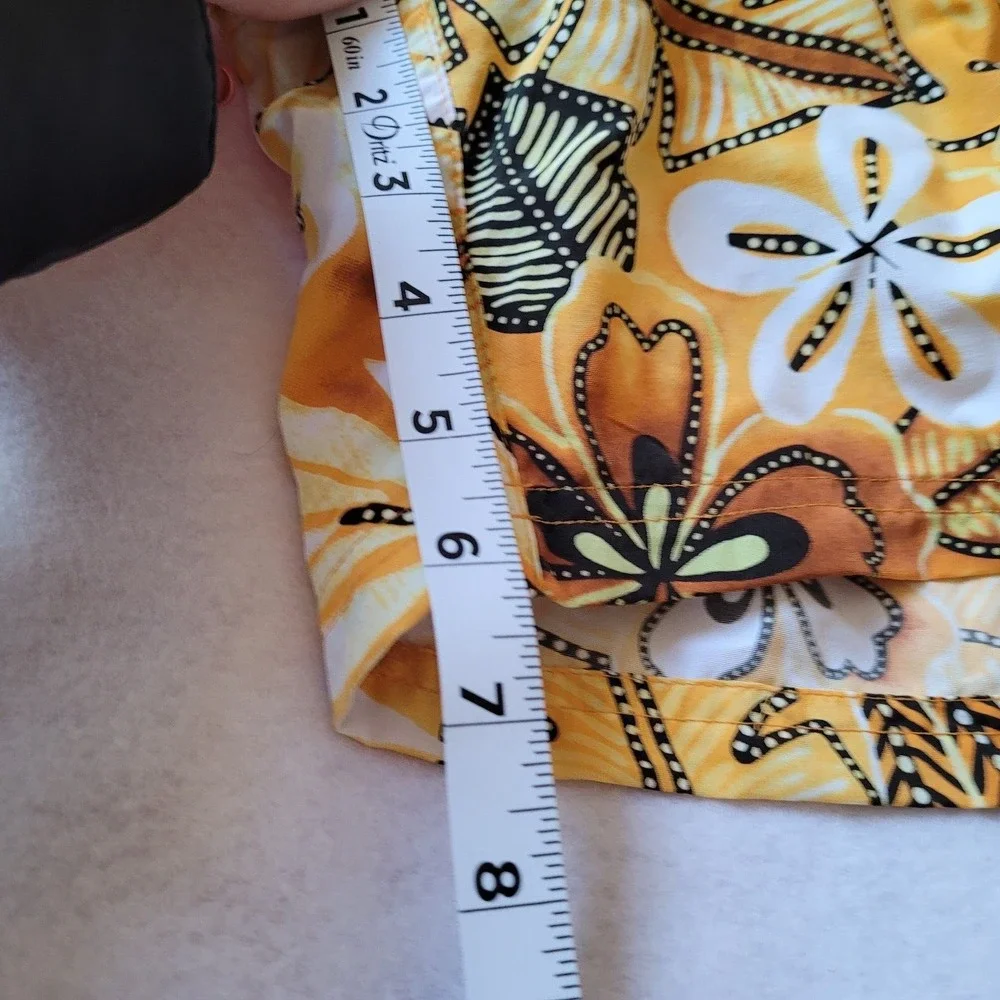 Fit 4 U Man! UR Beach Boxers Mens Medium Orange Floral Hibiscus Swim Trunks NWT